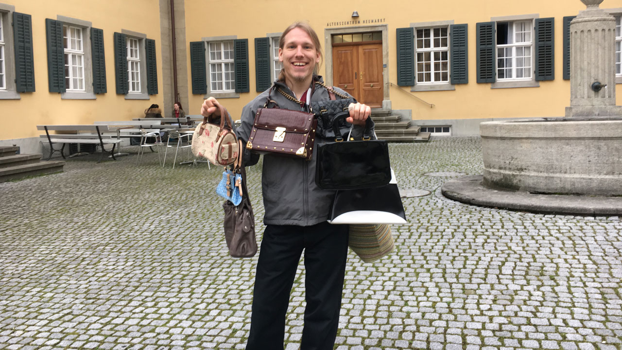 portraits_luki_taschen.jpg